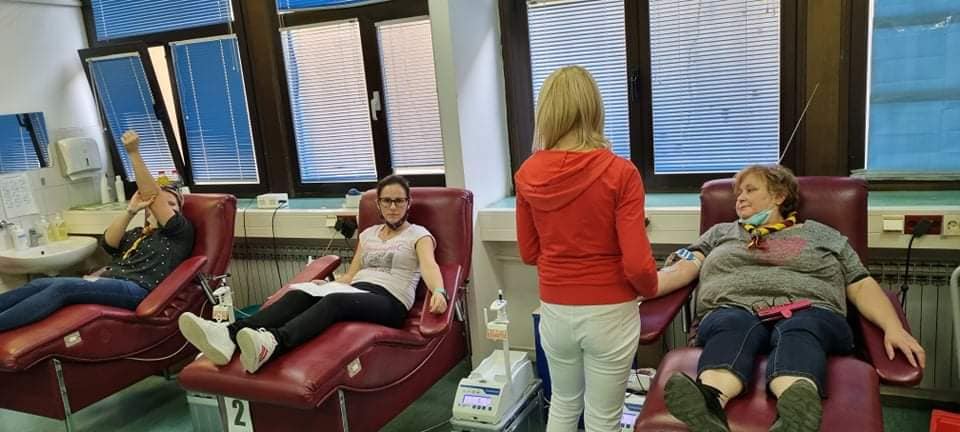 Izviđač daruje krv