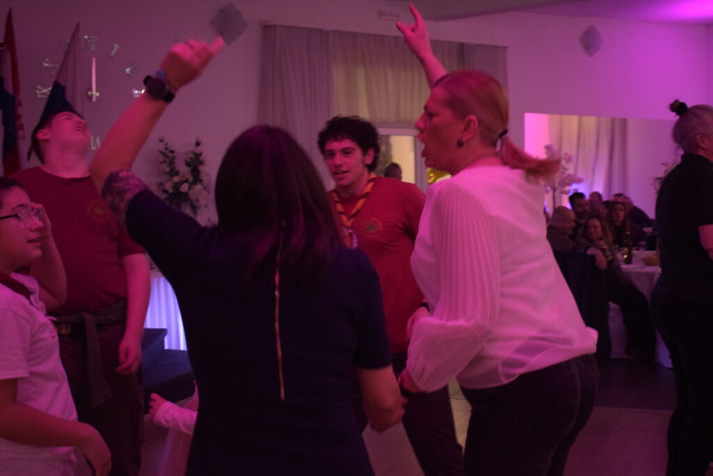 PLES NA SVEČANOJ AKADEMIJI POVODOM 25 GODINA JAVORA.